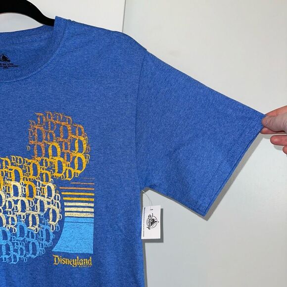 Disney Parks Unisex Blue Disneyland Mickey Graphic Tee Small NWT - Picture 4 of 8